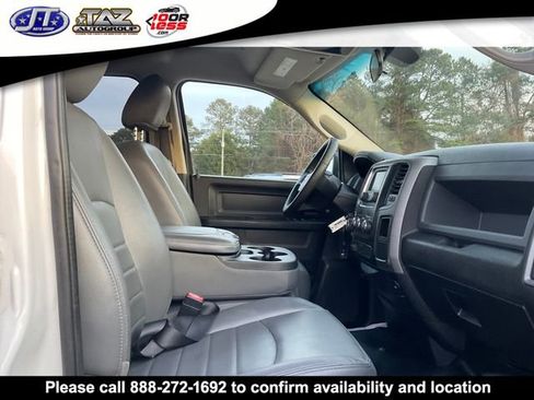 Used 2017 RAM 1500 Tradesman RWD image 11