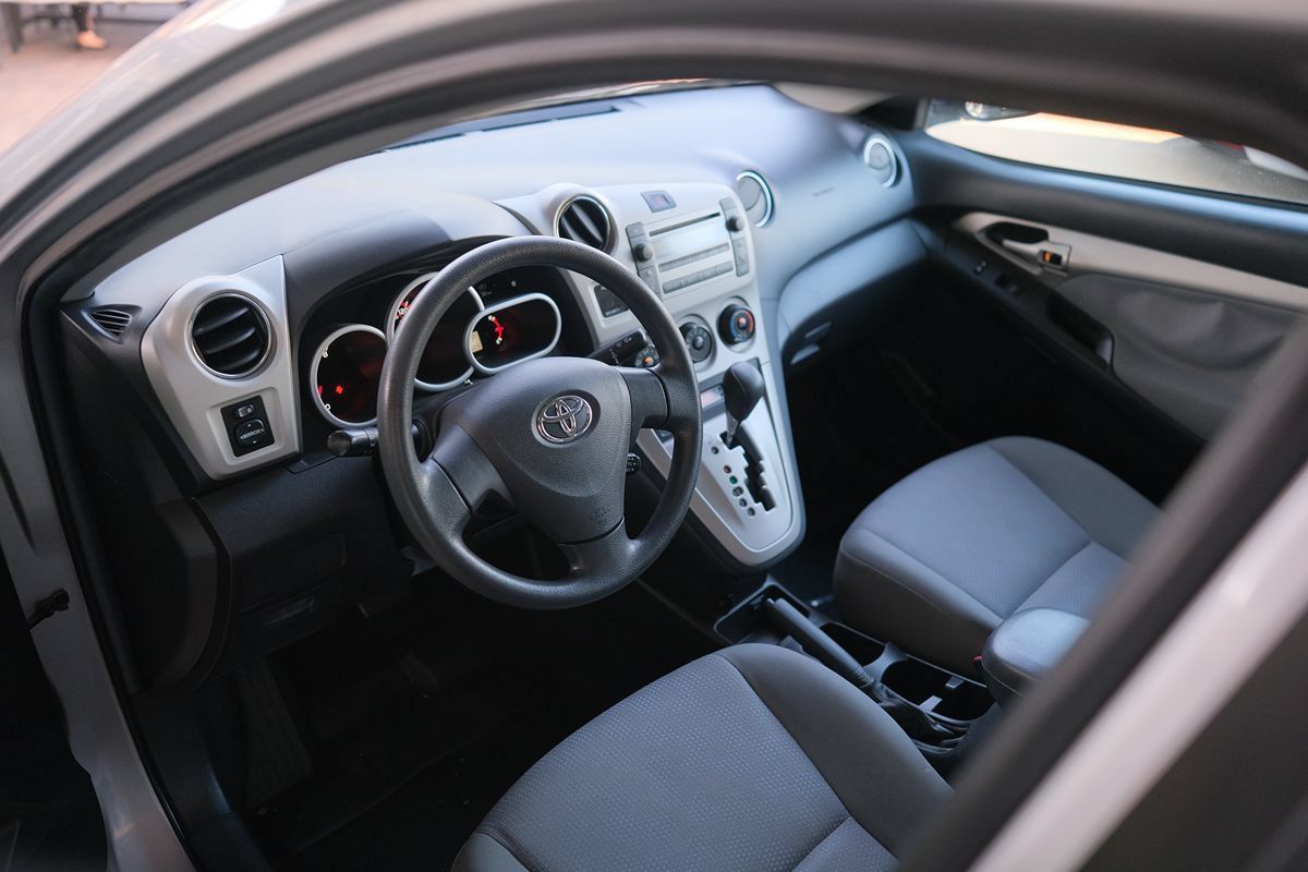 Used 2009 Toyota Matrix FWD image 10