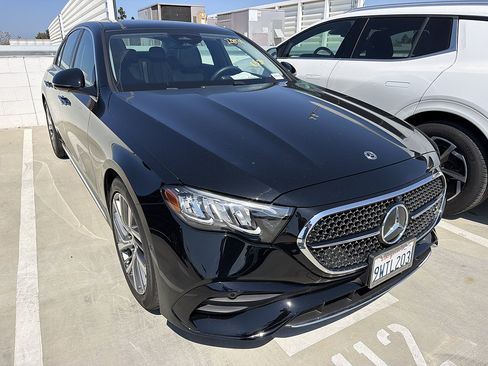 Used 2026 Mercedes-Benz E 350 Sedan image 3