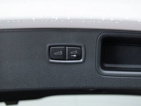 Certified 2026 Porsche Macan GTS AWD/4WD image 43