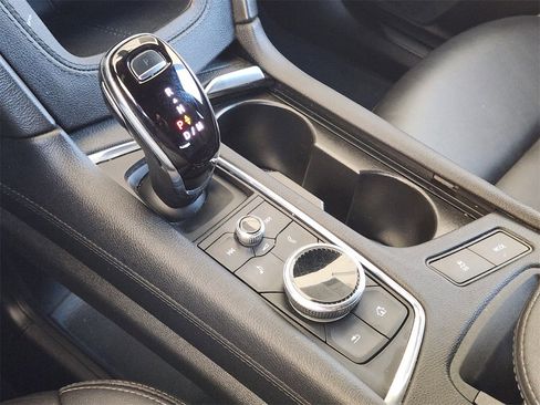 Used 2023 Cadillac XT5 Luxury w/ LPO, Floor Liner Package image 19