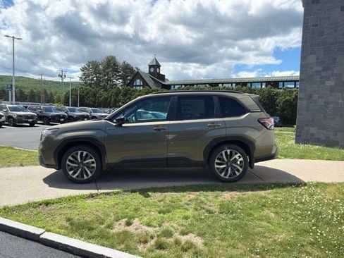 New 2026 Subaru Forester Touring AWD/4WD image 6