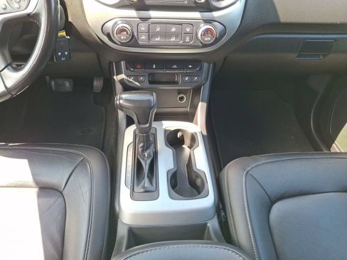 Used 2017 Chevrolet Colorado LT w/ Luxury Package, Chrome AWD/4WD image 12