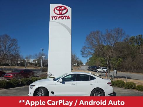 Used 2025 Genesis G70 2.5T image 3