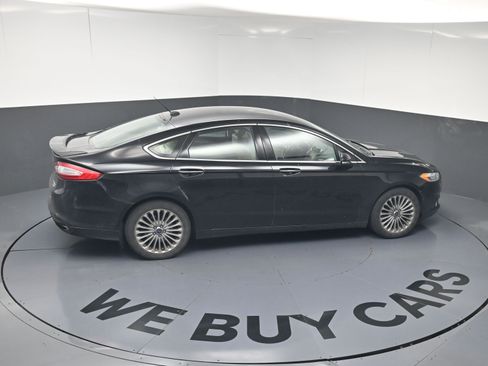 Used 2016 Ford Fusion Titanium FWD image 24