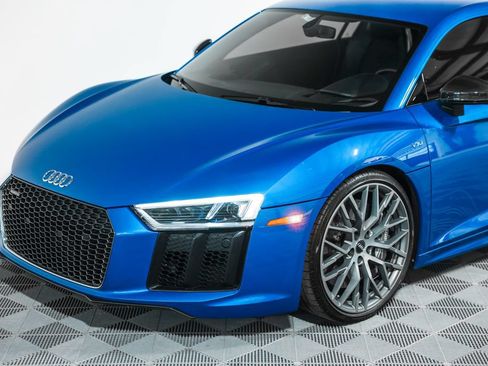 Used 2017 Audi R8 V10 plus AWD/4WD image 19