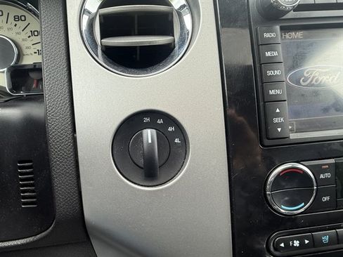 Used 2013 Ford Expedition Limited AWD/4WD image 23