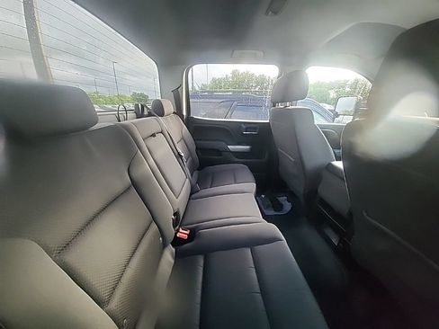 Used 2019 Chevrolet Silverado 2500 LT w/ LT Convenience Package AWD/4WD image 6