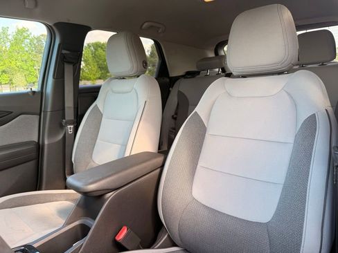 Used 2025 Chevrolet TrailBlazer LT image 15