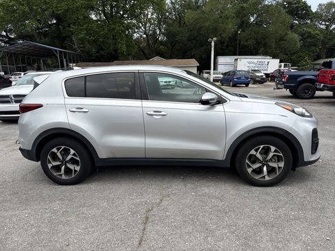 Used 2020 Kia Sportage LX w/ LX Popular Package FWD image 6