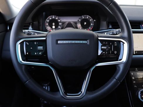 Used 2023 Land Rover Range Rover Evoque SE image 41