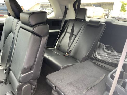 Used 2024 Toyota Grand Highlander XLE AWD/4WD image 26