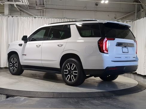 Used 2023 GMC Yukon AT4 w/ Technology Package image 15