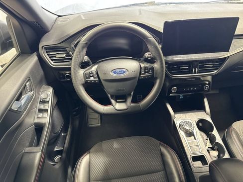 Used 2023 Ford Escape ST-Line w/ Tech Pack #1 FWD image 14