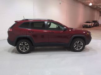 Used 2019 Jeep Cherokee Trailhawk AWD/4WD video 2