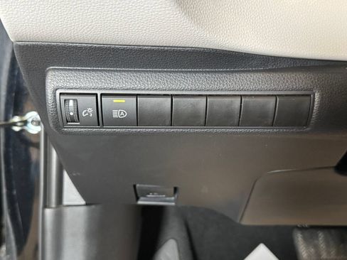 Used 2024 Toyota Corolla LE FWD image 18