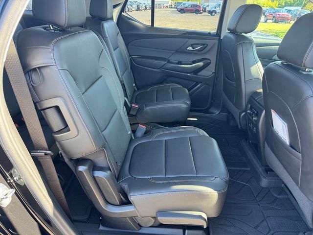 Used 2020 Chevrolet Traverse RS w/ LPO, Floor Liner Package AWD/4WD image 16