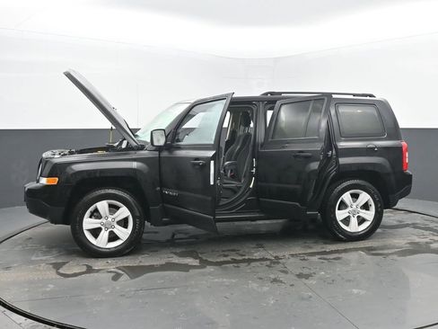 Used 2016 Jeep Patriot Latitude w/ Sun/Sound Group image 53