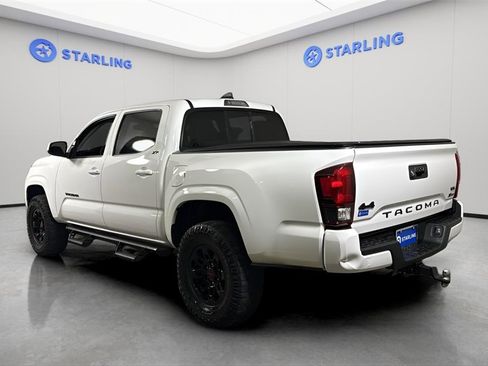 Used 2022 Toyota Tacoma SR image 5