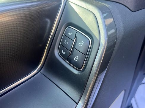 Used 2022 Ford F150 Lariat w/ Equipment Group 502A High image 25