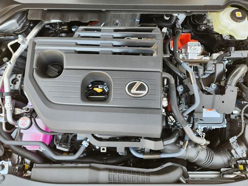 New 2026 Lexus UX 300h FWD image 18