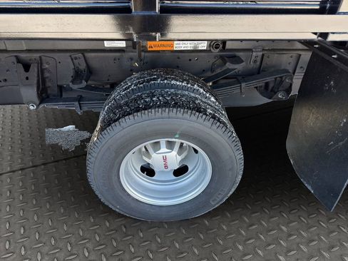 New 2025 GMC Sierra 3500 Pro w/ Convenience Package image 19