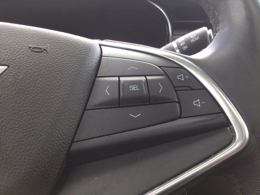 Used 2018 Cadillac XT5 Luxury w/ Driver Awareness Package AWD/4WD image 30