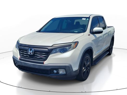 Used 2019 Honda Ridgeline Sport image 3