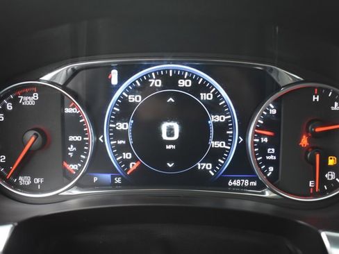 Used 2023 Chevrolet Traverse Premier image 26