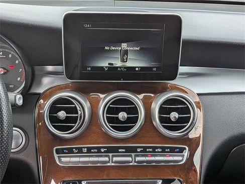 Used 2016 Mercedes-Benz GLC 300 image 17