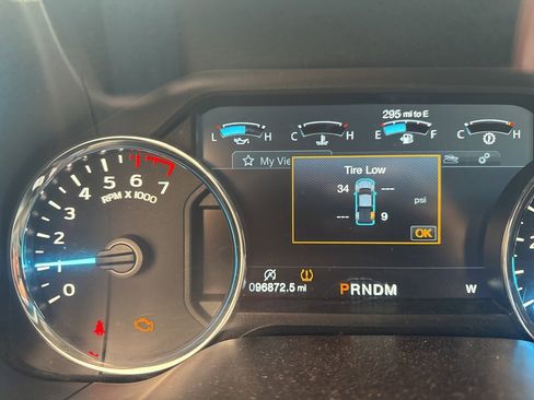 Used 2019 Ford F150 Lariat image 14