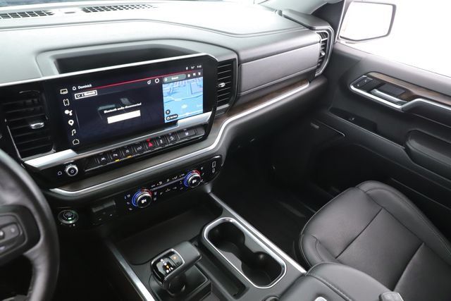 Used 2022 GMC Sierra 1500 SLT AWD/4WD image 27