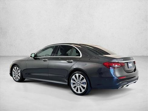 Used 2022 Mercedes-Benz E 350 Sedan image 7