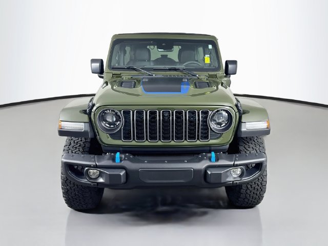 Used 2024 Jeep Wrangler Unlimited Rubicon 4xe AWD/4WD image 2