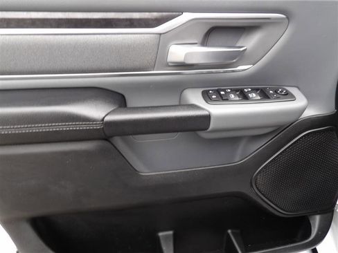 Used 2019 RAM 1500 Big Horn image 11