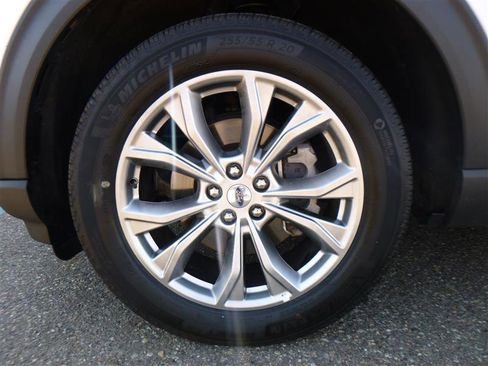 Used 2024 Ford Explorer Limited image 28