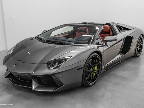 Used 2015 Lamborghini Aventador LP 700-4 AWD/4WD image 18