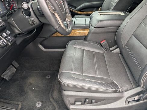 Used 2016 GMC Yukon XL Denali w/ Open Road Package AWD/4WD image 8