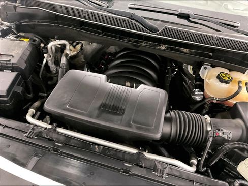 Used 2023 Chevrolet Tahoe Z71 w/ Luxury Package image 36