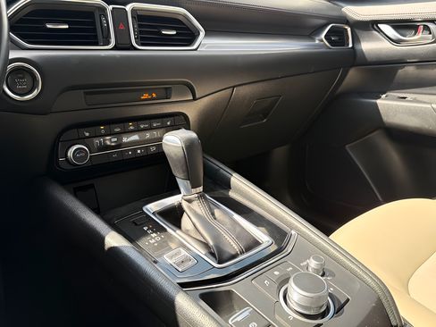 Used 2019 MAZDA CX-5 Touring FWD image 53