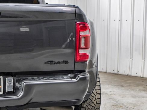 Used 2020 RAM 3500 Laramie w/ Night Edition image 51