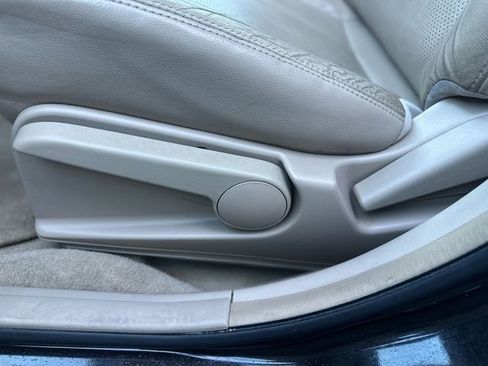 Used 2010 Nissan Sentra 2.0 SL w/ Premium Plus Pkg image 13