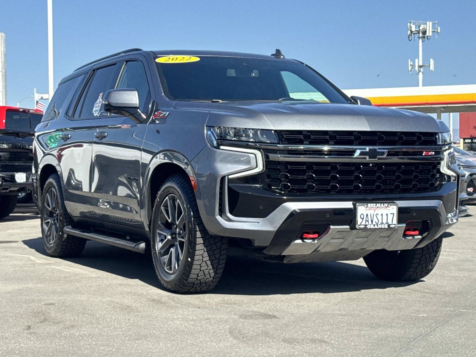Used 2022 Chevrolet Tahoe Z71 w/ Z71 Off-Road Package AWD/4WD image 3