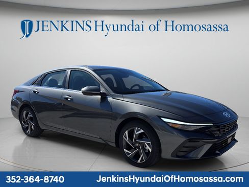 New 2026 Hyundai Elantra Limited FWD image 1