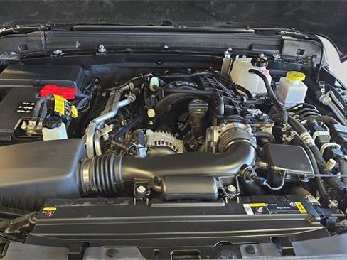 Used 2023 Jeep Gladiator Overland image 32