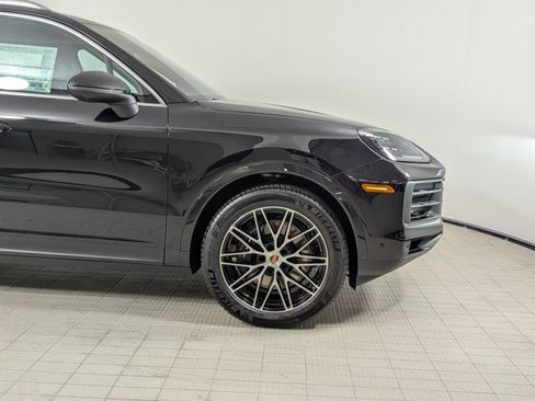 New 2026 Porsche Cayenne image 11