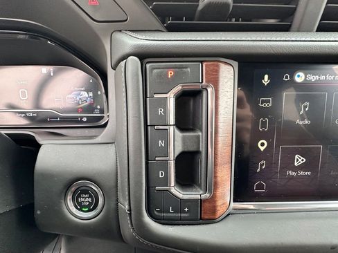 Certified 2023 GMC Yukon Denali Ultimate AWD/4WD image 35