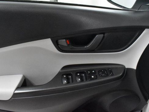 Used 2023 Hyundai Kona SEL image 19