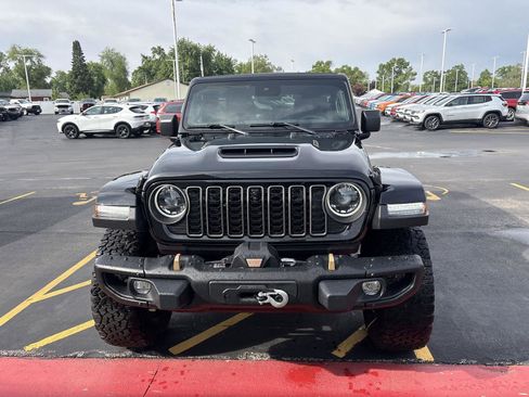 Used 2024 Jeep Wrangler Unlimited Rubicon 392 AWD/4WD image 3