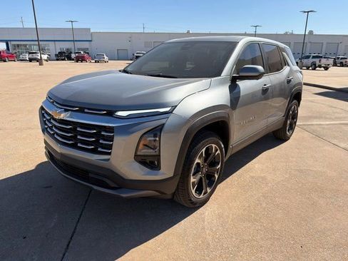 New 2026 Chevrolet Equinox LT w/ Convenience Package II image 7